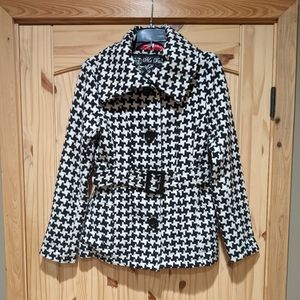 Women's Me Jane brand houndstooth jacket with belt - size medium